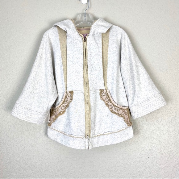 Free People Tops - FREE PEOPLE Gray Tan Embroidered Sweatshirt (M)